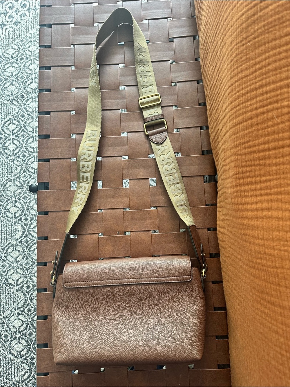 Burberry Brown Leather Messenger Bag with Tan Logo Strap - Picture 4 of 10